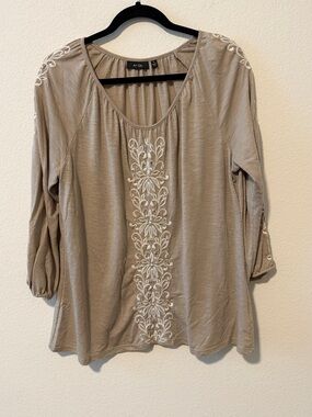Women’s Taupe Scoop-Neck Tunic with White Floral Embroidery Boho Festival